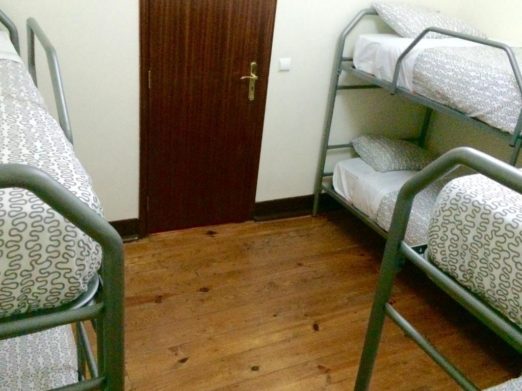 The Swallow Hostel Lisbon Room photo