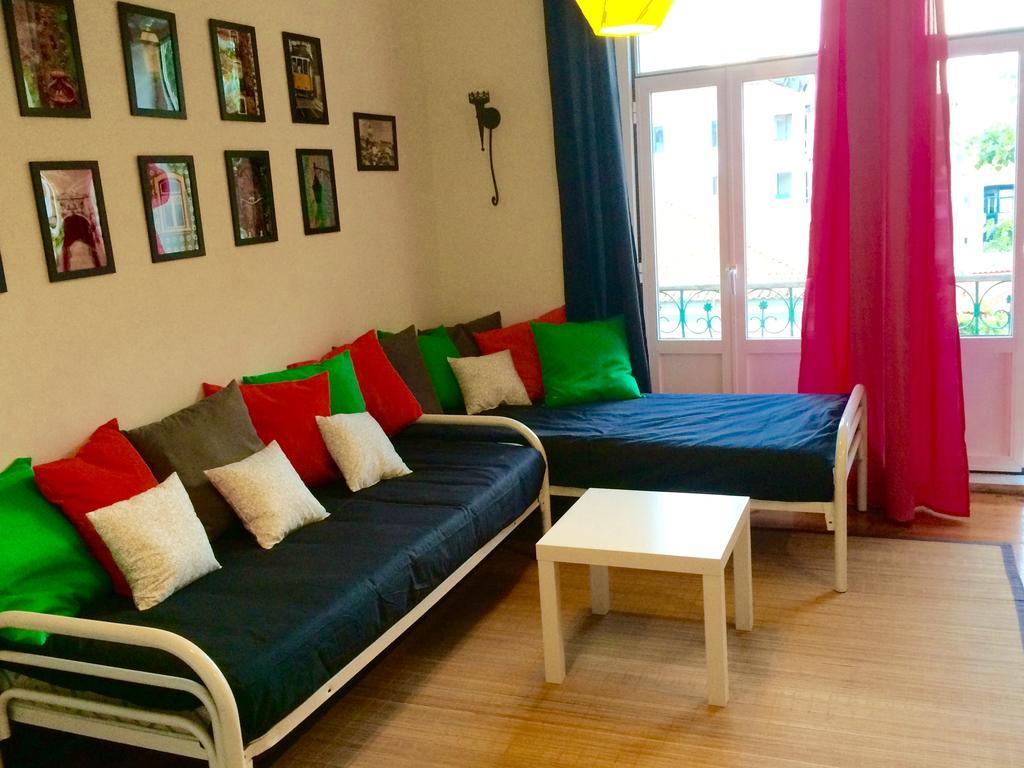 The Swallow Hostel Lisbon Exterior photo